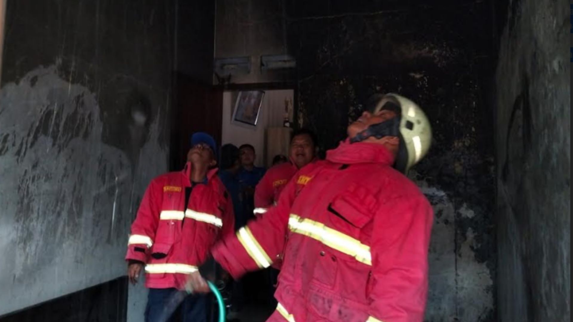 Gegara Lampu Tidur! Rumah di Tulungagung Terbakar hingga Kerugian Capai Rp 15