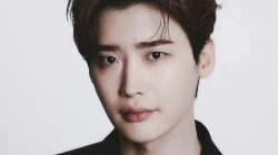 Lee Jong Suk Dikabarkan Akan Bergabung Kembali dengan Sutradara "W" dalam Drama Baru