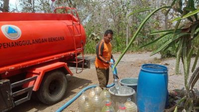 Kekeringan di Tulungagung Makin Meluas, 80 Tandon Air Disalurkan ke Desa-desa Terdampak