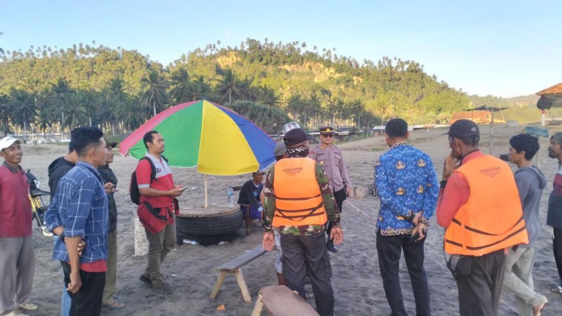 Pemuda Kediri Hilang Terseret Ombak di Pantai Dlodo Tulungagung, Sudah Diperingatkan Petugas Tetapi Tetap Tidak Waspada!