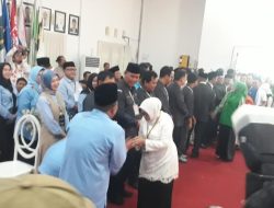 Rapat Pleno KPU Jombang Berjalan Meriah, Pengundian Nomor Urut Calon Bupati 2024