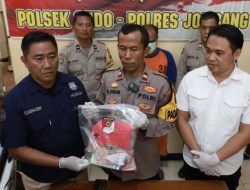 Pria Kediri Curi Uang Rp 107 Juta untuk Judi Sabung Ayam. Polres Jombang Beberakan Fakta!