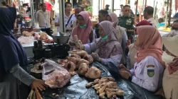 Ketersediaan beras dan bapok di Kabupaten Kediri memadai hingga akhir tahun