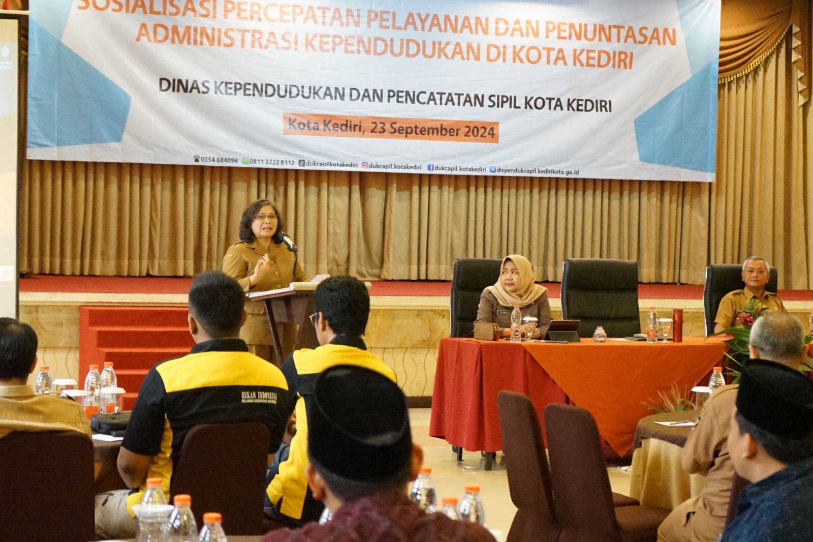 Tekankan Pentingnya Dokumen Kependudukan, Pj Wali Kota Kediri Buka Sosialisasi Percepatan Pelayanan dan Penuntasan Adminstrasi Kependudukan