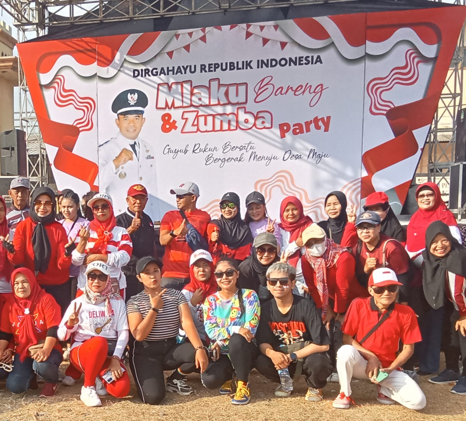 Mlaku Bareng & Zumba Party, Warga Desa Bulu Bersatu dalam Kebugaran, Perebutkan Hadiah Utama Lima Ekor Kambing