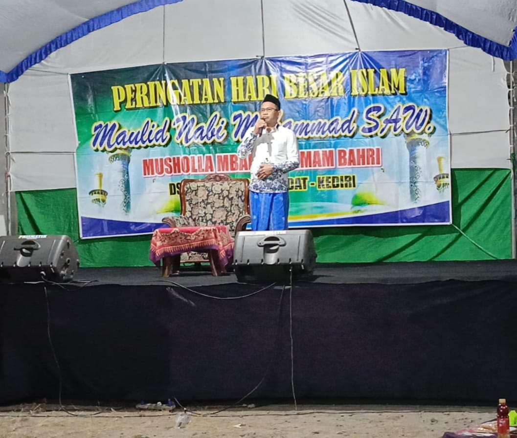 Beri Sambutan dalam Acara Mauludan, Kades Desa Ngreco Sampaikan Pentingnya Bayar Pajak