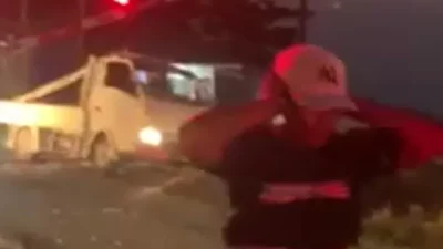 Kecelakaan Mobil Pikap dan KA Gajayana di Nganjuk, Sopir Selamat