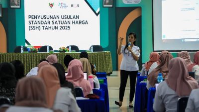 Pemkot Kediri Gelar Bimtek Penyusunan SSH, Undang Operator BOS dari SD dan SMP Negeri dan Swasta se-Kota Kediri.