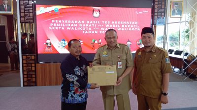 KPU Kabupaten Kediri Terima Hasil Pemeriksaan Kesehatan Bakal Paslon di RSSA Malang, Semua Paslon Dinyatakan Memenuhi Syarat