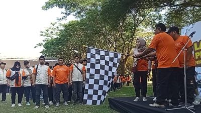 Bawaslu Kota Kediri Gelar Jalan Sehat