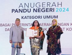 Pj Wali Kota Kediri Zanariah Terima Penghargaan Anugerah Pandu Negeri 2024, Ini Infonya