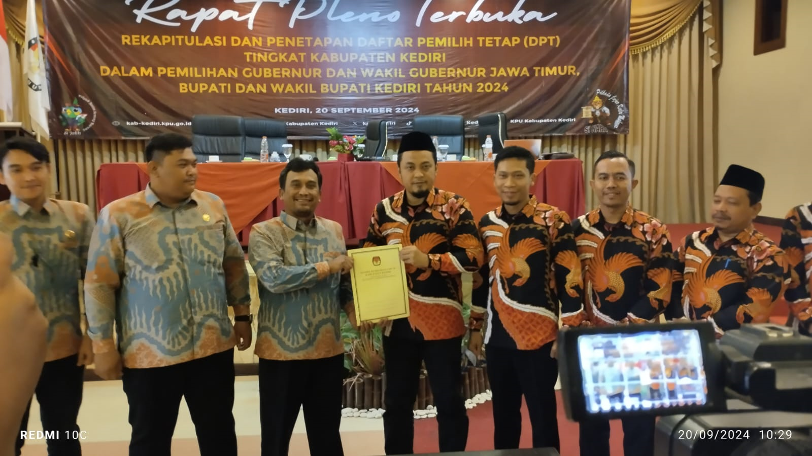 KPU Kabupaten Kediri Gelar Rapat Pleno Terbuka Rekapitulasi dan Penetapan DPT, Ini Jumlah DPT yang Ditetapkan
