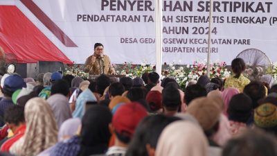 Mas Dhito Targetkan PTSL Lengkap 2025