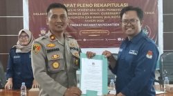 RAPAT PLENO REKAPITULASI DPSHP DI KECAMATAN PESANTREN