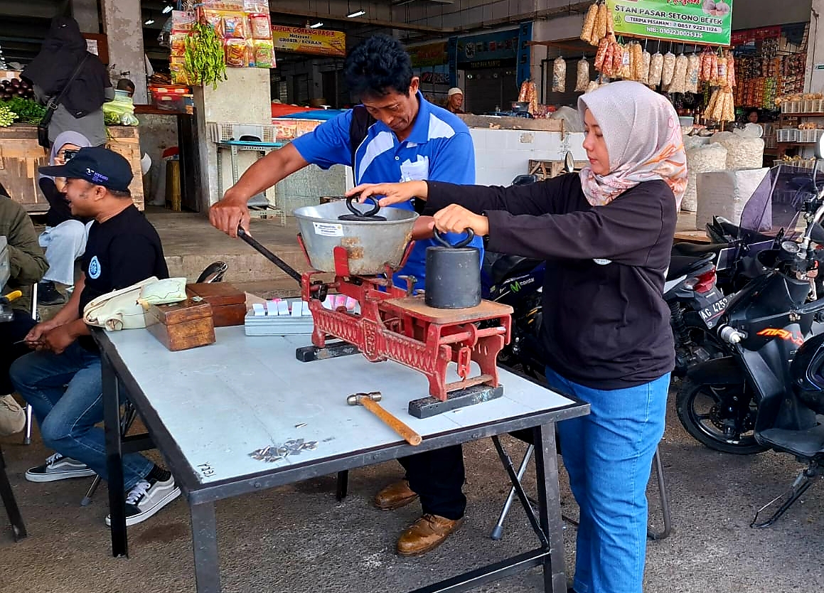 Sebagai bentuk hadirnya Pemerintah Kota Kediri dalam upaya melindungi konsumen