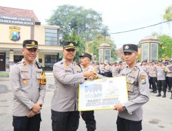 Berprestasi, Dua Personel Polres Kediri Kota Dapat Reward Umroh, Salah Satunya Bhabinkamtibmas Kelurahan Dermo, Langsung Sujud Syukur