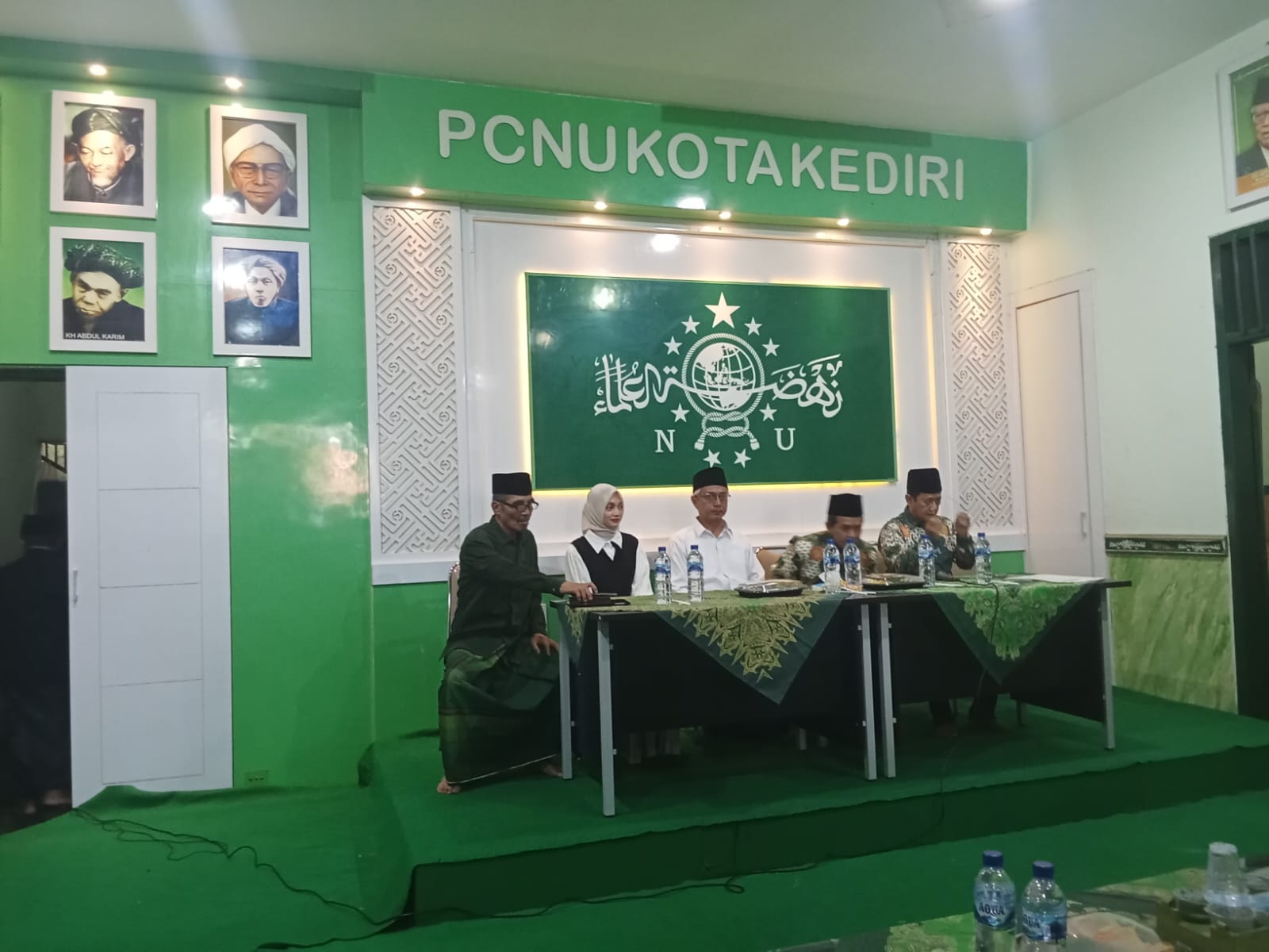 Vinanda dan Gus Qowim Silaturahmi ke PCNU Kota Kediri