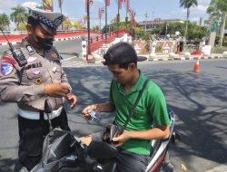 Tiga Hari Operasi, Satlantas Polres Blitar Kota Tindak Puluhan Pelanggar, Mayoritas Tak Berhelm