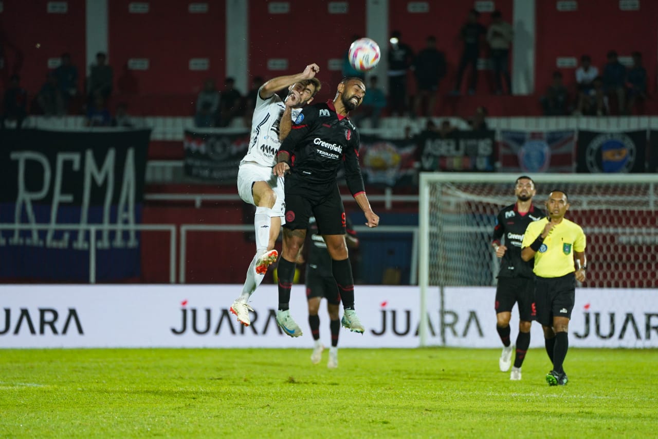 Singo Edan  Dipermalukan Persija Jakarta di Stadion Supriyadi Kota Blitar