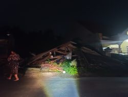 Akibat Angin Puting Beliung, Puluhan Rumah Warga di Empat Dusun di Desa Kayen Kidul, Kabupaten Kediri Rusak