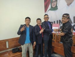 Diserang Fitnah dan Hoaks, Tim Rini-Ghoni Rapatkan Barisan, Siap Tempuh Jalur Hukum