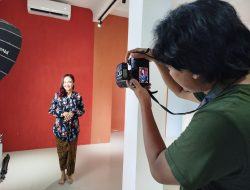 Hobi yang Dibayar, Aries Setyawan Sukses Punya Studio Foto dan Konten Kreator di Ponorogo