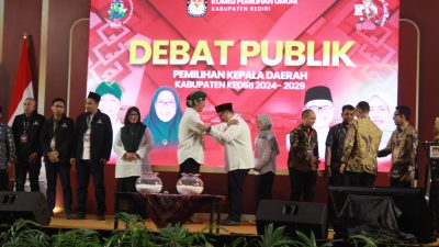 Pasca Debat Perdana, Ini Tanggapan Paslon Nomor Urut 2 Mas Dhito-Mbak Dewi