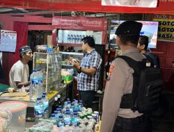 Razia Miras di Warung Kopi Tulungagung, Tim Gabungan Temukan Puluhan Botol Tanpa Izin Edar
