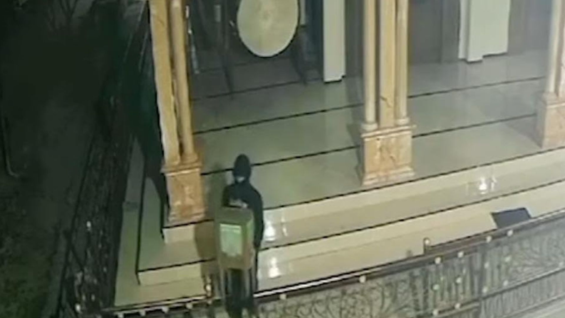 Pencurian Kotak Amal Kembali Terjadi di Masjid Sabilul Muttaqin, Aksi Terekam CCTV