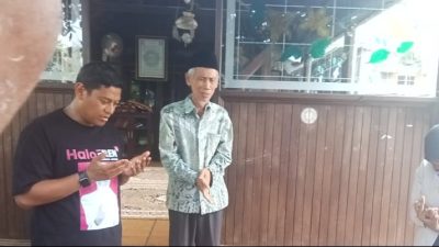 Restui Paslon FREN, Kyai Hamid Ponpes Kedunglo Berharap Bunda Fey Lanjutkan Pembangunan Kota Kediri