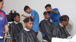 Kediri Lapas Latih WBP Keterampilan Cukur Ala BarberShop