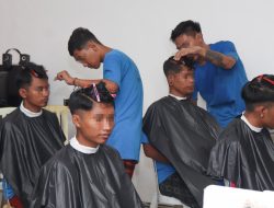 Lapas Kediri Latih WBP Keterampilan Cukur Ala BarberShop