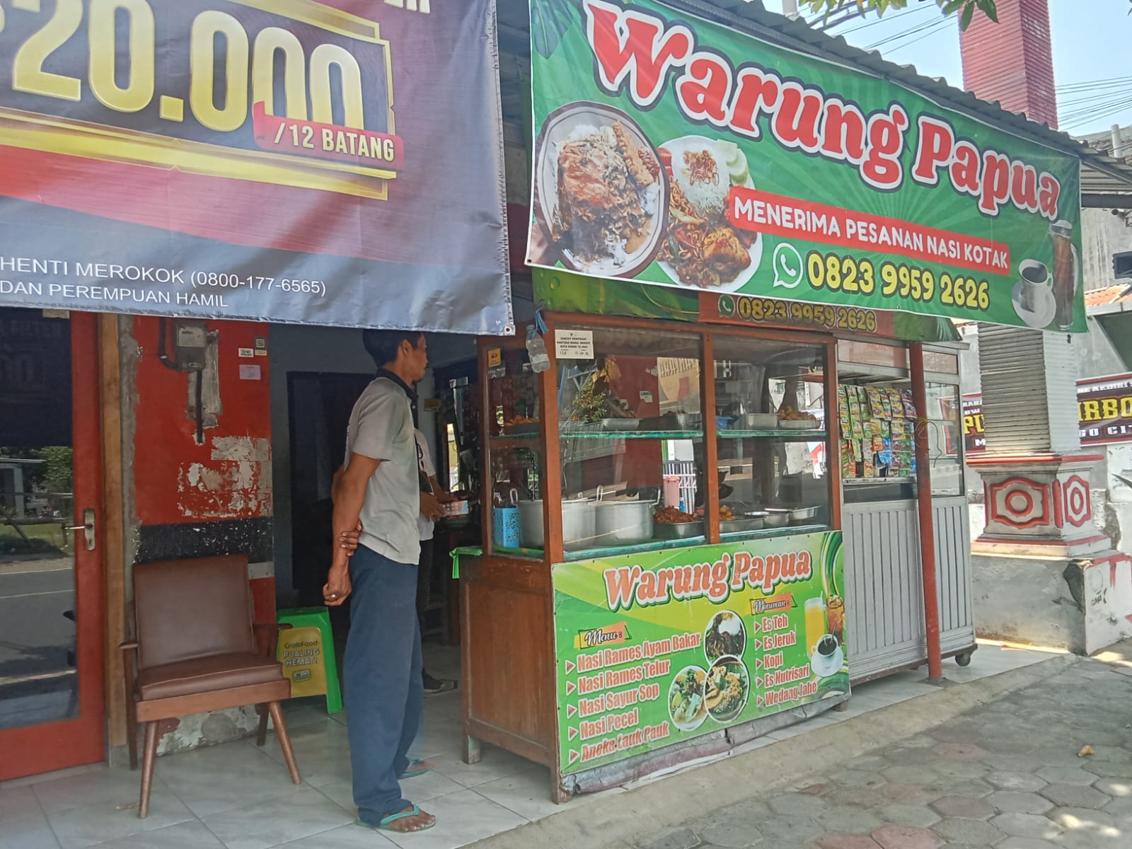 Warung Papua di Kota Kediri, Suguhkan Kuliner Khas Jawa dengan Menu Spesial Ayam Bakar Urap-Urap 