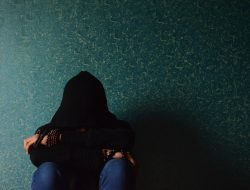 Cara Efektif Mengontrol Emosi Tanpa Merusak Hubungan Sosial, Jangan Sampai Terbakar Amarah! 