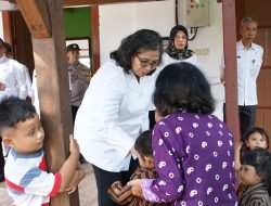 Pj Wali Kota Kediri Zanariah Kembali Tinjau Penyaluran Bantuan Pangan Cadangan Beras Pemerintah Tahap 3 di Kelurahan Kampungdalem dan Kelurahan Banjaran