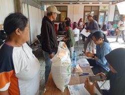 Pemerintah Kota Kediri Salurkan Bantuan Beras Tahap Ketiga di Tosaren
