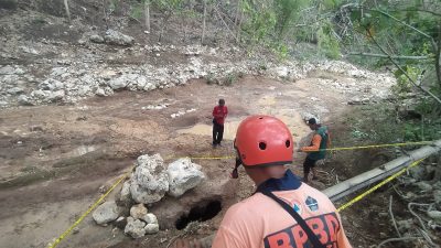 Warga Kademangan, Blitar, Geger, Temuan Lubang Misterius di Tengah Sungai, Apakah Gua ?