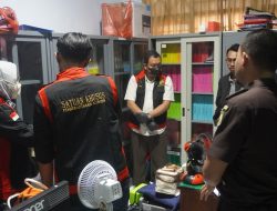 SMK 2 PGRI Ponorogo dan Cabdindik Jatim Digeledah oleh Kejaksaan, Ada Dugaan Penyelewengan Dana BOS Miliaran Rupiah