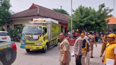 Pengamanan Ketat Pendistribusian Logistik Pilkada di Kabupaten Kediri