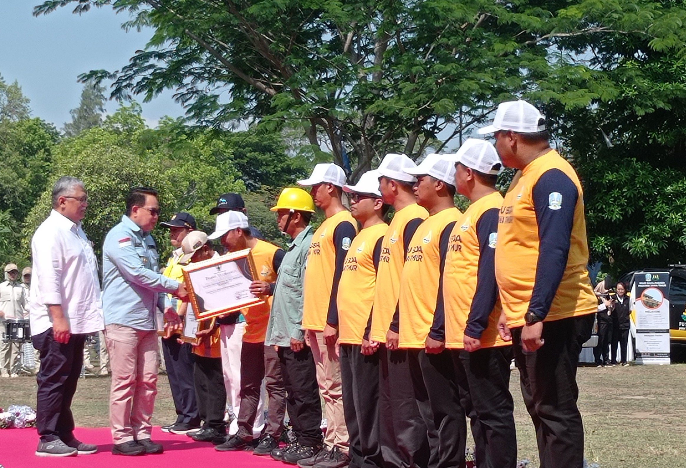 Apel di Bendung Gerak Waruturi, Pj Gubernur Jatim Ingatkan Kesiapsiagaan Menghadapi Bencana