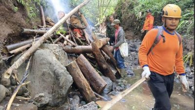 Upaya Cegah Banjir Bandang, BPBD Kota Batu Bersihkan 144 Titik di Kawasan Hutan