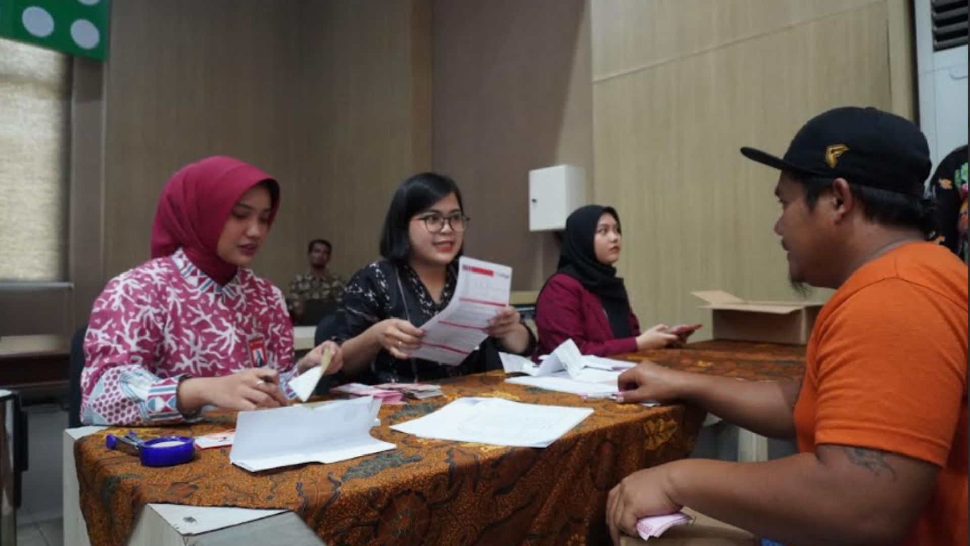 Kemendagri Instruksikan Penundaan Bansos untuk Hindari Penyalahgunaan Politik dalam Pilkada 2024