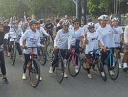 Gowes Akbar “Peduli Fren” Dorong Warga Kota Kediri Berpartisipasi dalam Pemilu dengan Mencoblos Nomor 2