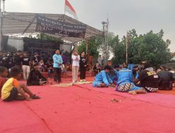 Hadir di Pertunjukan Seni Jaranan di Kelurahan Jamsaren, Bunda Fey Sampaikan Komitmen  Pelestarian Budaya Lokal