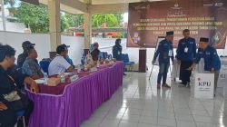 Rapat Pleno Rekapitulasi Hasil Pemilu 2024 di Kecamatan Pesantren Berlangsung Lancar