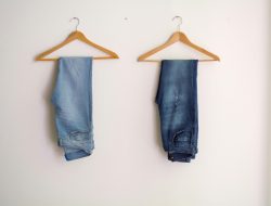 Tips Mudah Membangun Capsule Wardrobe yang Wajib Kalian Coba, Jangan Lupa Sesuaikan dengan Acara!