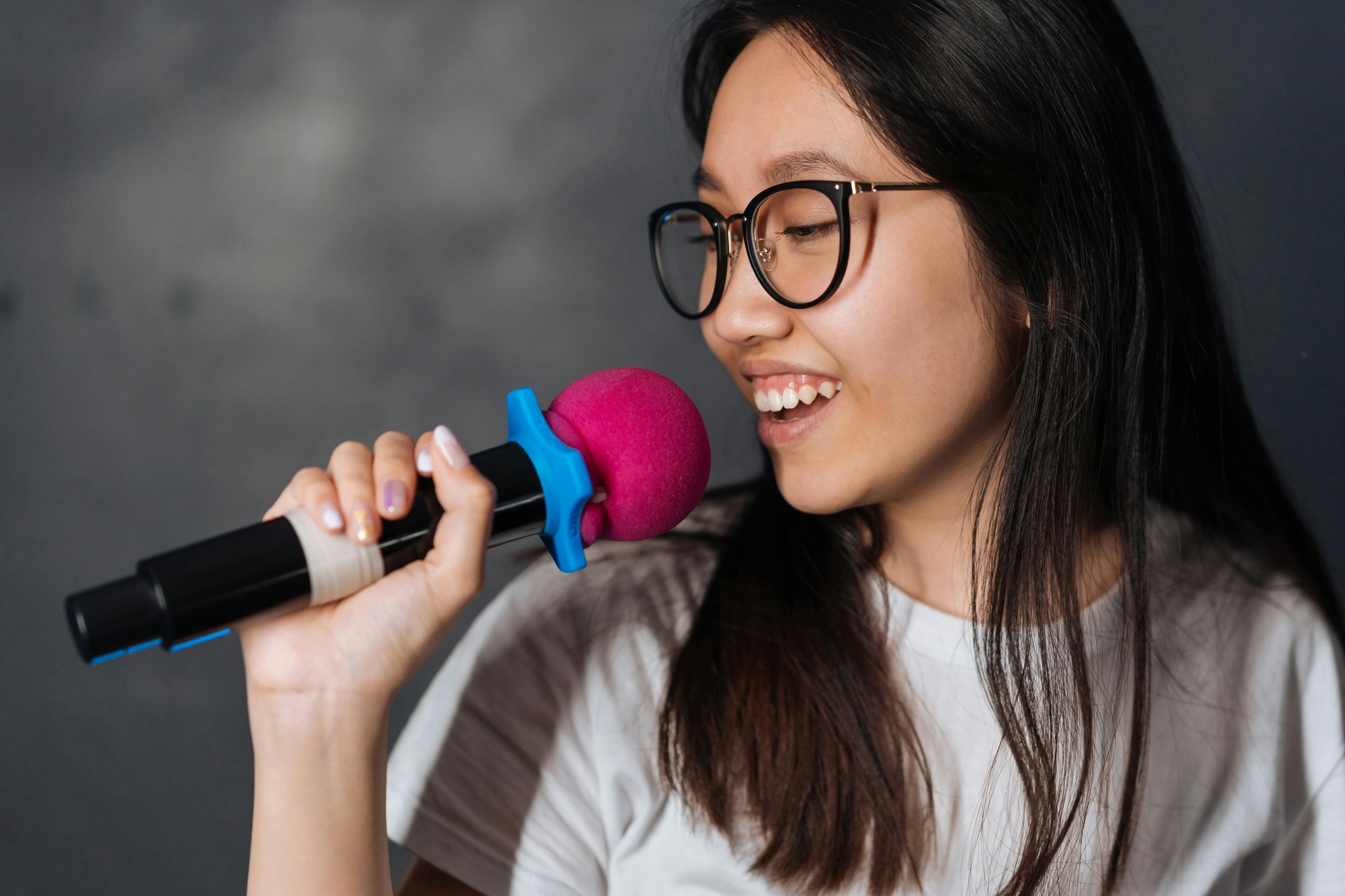 Daftar 70 Lagu Karaoke Terbaik Sepanjang Masa, Ada Banyak Genre!