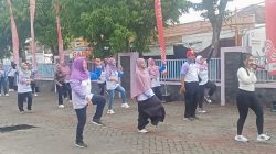 Peringati HKN 2024, RSUD Kilisuci Kota Kediri Ajak Masyarakat Senam Bersama dan Gelar Aksi Bersih-Bersih Lingkungan