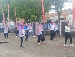 Peringati HKN 2024, RSUD Kilisuci Kota Kediri Ajak Masyarakat Senam Bersama dan Gelar Aksi Bersih-Bersih Lingkungan, Ini Infonya