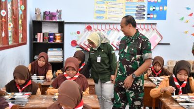 Kodim 0802 Ponorogo Uji Coba Program Makan Gratis untuk Pelajar